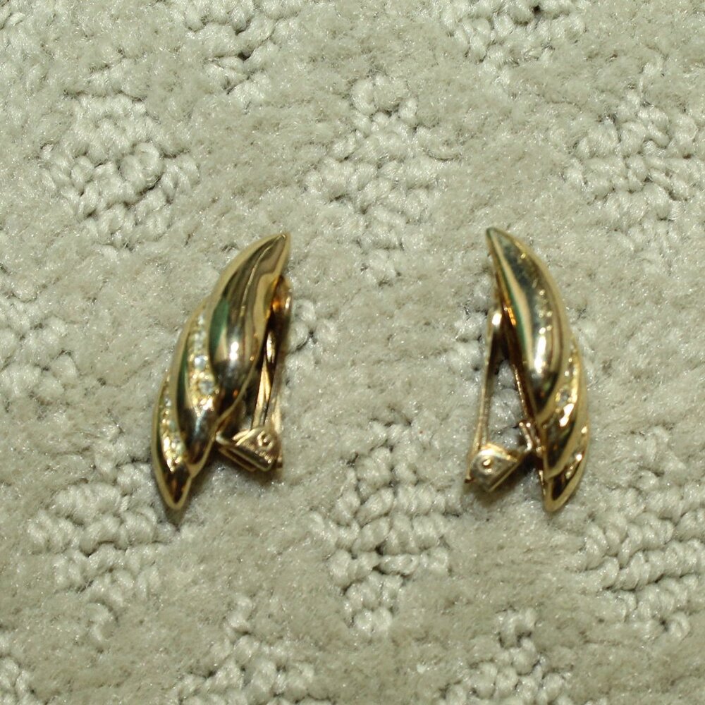 Vintage Christian Dior Germany Gold-Tone Chanel Set Crystals Clip-On Earrings - Picture 7 of 7